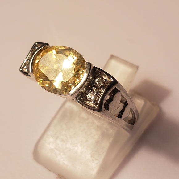 RARE Estate Victoria Wieck/MEDA Canary Quartz Ring - Picture 4 of 9